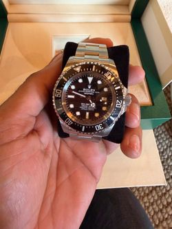 Rolex Deepsea Sea-Dweller 126660 Black Dial – Full Set – Excellent Condition