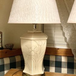 Lamps- Glazed- Set Of 2! Beige/ Cream/Lt Rose- Gold/White Flowers- *Vintage* RARE* Very Good Condition!