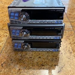 OLDSCHOOL ALPINE CDA-7893 Cd Player GOOD CONDITIONS  (PRICE IS FOR EACH 