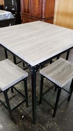 Grey square table with 4 stools