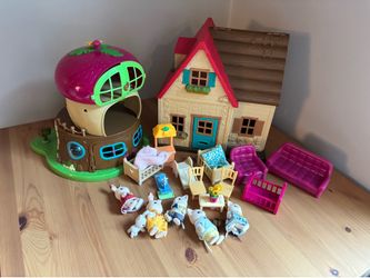 Calico Critters Dollhouse Playset Treehouse Figures Furniture Large Lot