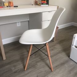 White Chair with Wooden Legs