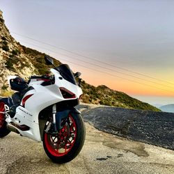 Ducati V2 2021 