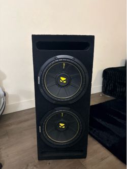 Subwoofers kicker comp c 12s with imported ventilation box
