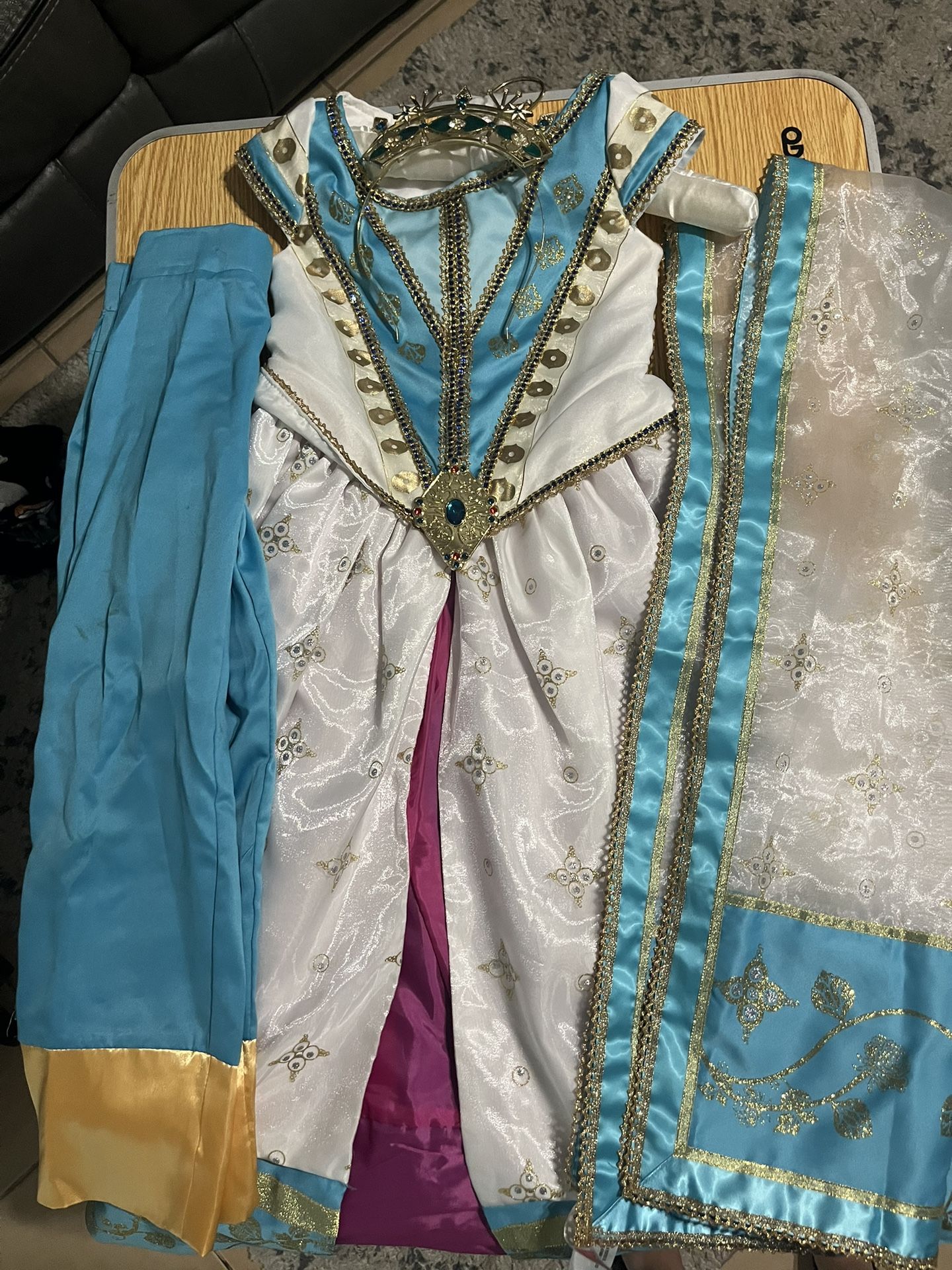 Princess Jasmine Official Disney Dress Size 5/6 Princess Jasmine Official Disney Dress Size 5/6