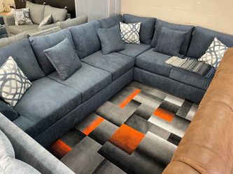 BLUE SECTIONAL