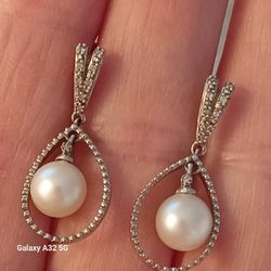Designer Sterling Silver Genuine Diamonds  / Genuine Pearls Earrings