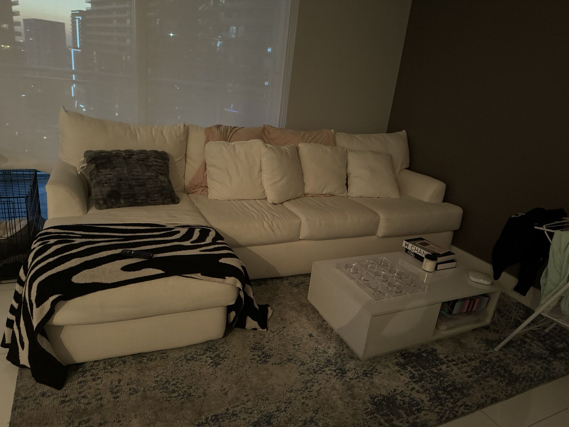 Comfy White Sectional W/ Chaise