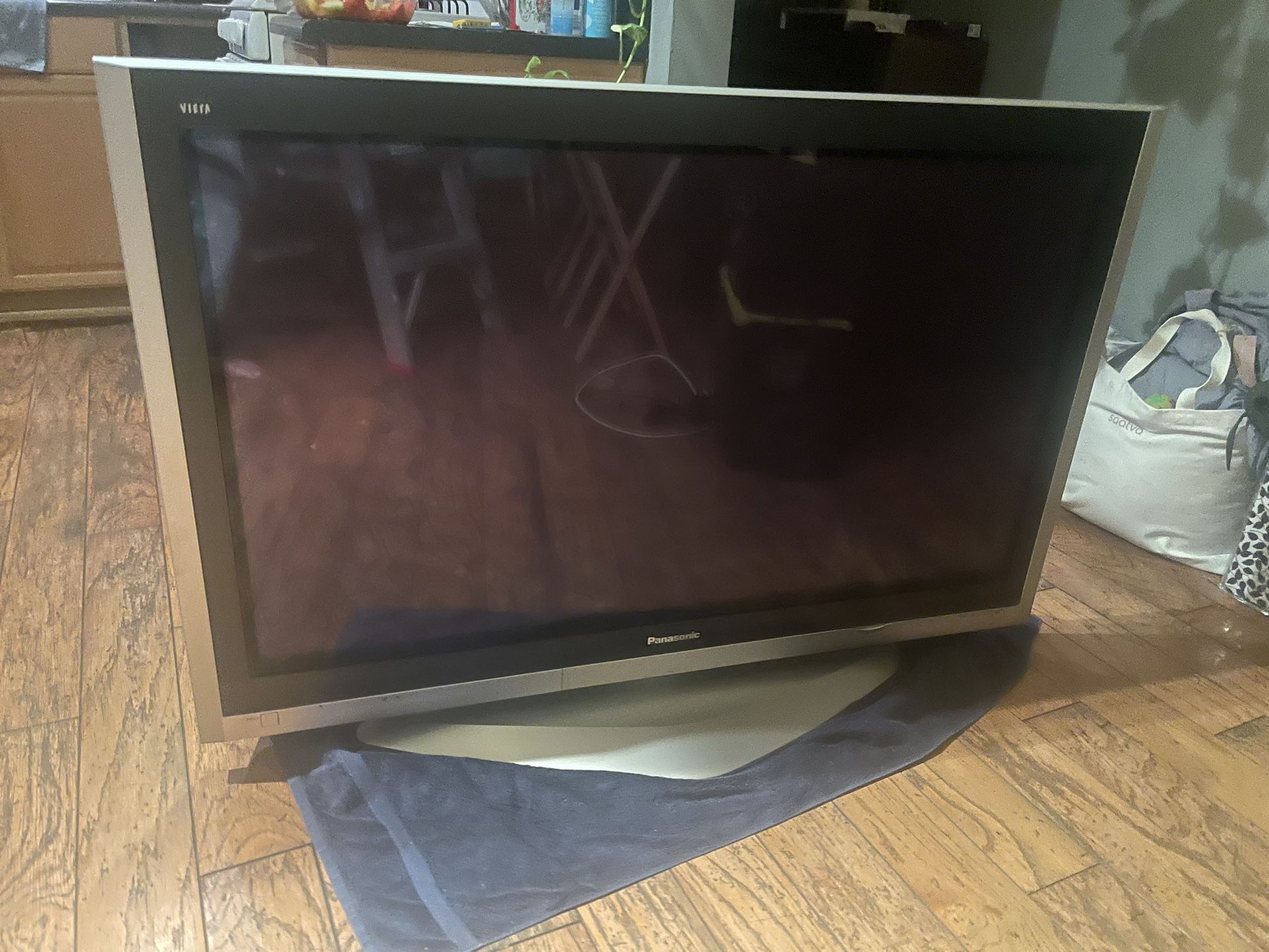 2006 Panasonic High Def. Plasma TV for Sale in Santa Ana, CA OfferUp
