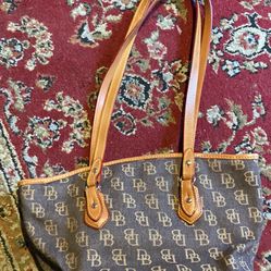 Dooney Bourke Purse