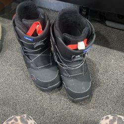 Burton Kids Snowboard Boots Size 7k