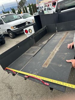 Truck bed slide Truck bed slide