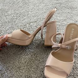 high heels (shiny nude pink)