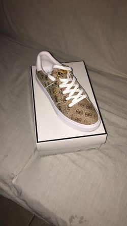 Guess Women’s Lace-up Sneakers