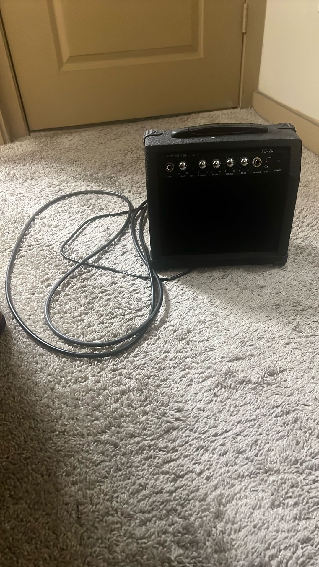 Sound (Guitar & Keyboard) Amplifier + Free Cable