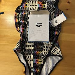 Arena Swimsuit 
