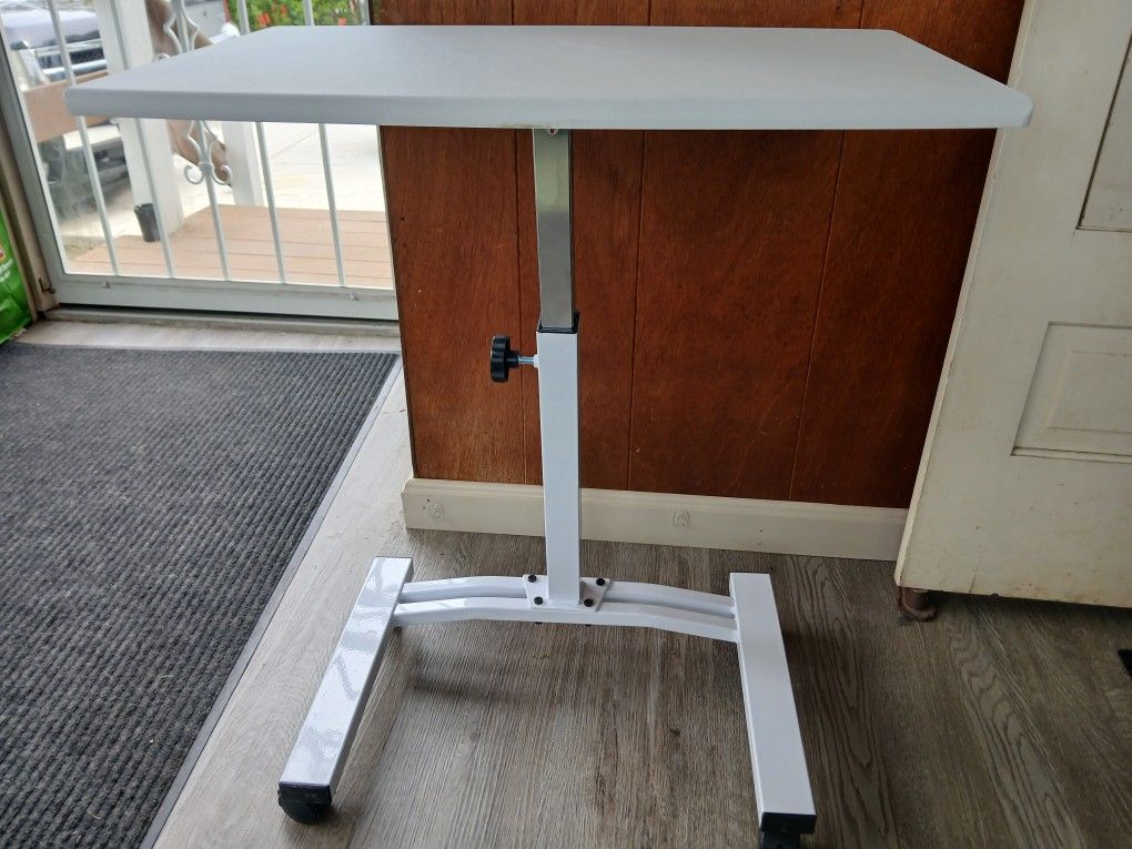 Adjustable Table