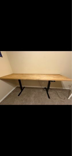 Standing Desk - 8 feet