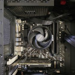 Ryzen 5 3600 Workstation | 16GB Corsair Vengeance | Quadro P1000 | ASUS B450 (Damaged Case)