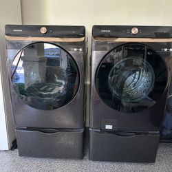 Samsung Washer And Dryer Gas With Pedestals
