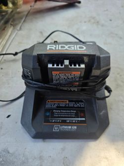 RIDGID Lithium Ion Battery Charger