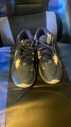 Kyrie Basketball Shoes