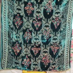 Velvet Shawl 