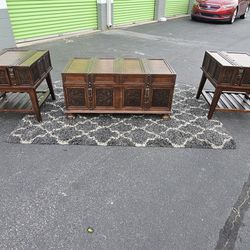 Coffee table chest with matching end tables. 