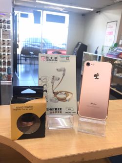 iPhone 7 📱32GB 📱Unlocked 📱30-Day Warranty