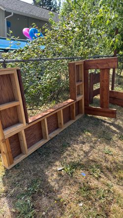 Free loft/bunk bed