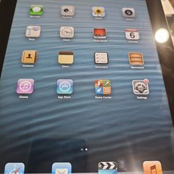 APPLE IPAD 2 16GB, 9.7 inch,  ONLY CAN BE USED FOR PARTS. SCREEN IS LIKE NEW