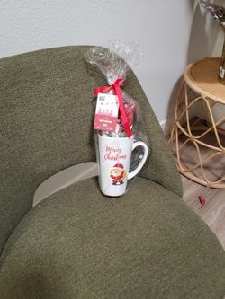 Hot Cocoa Set With Cup And Hot Cocoa Brand New