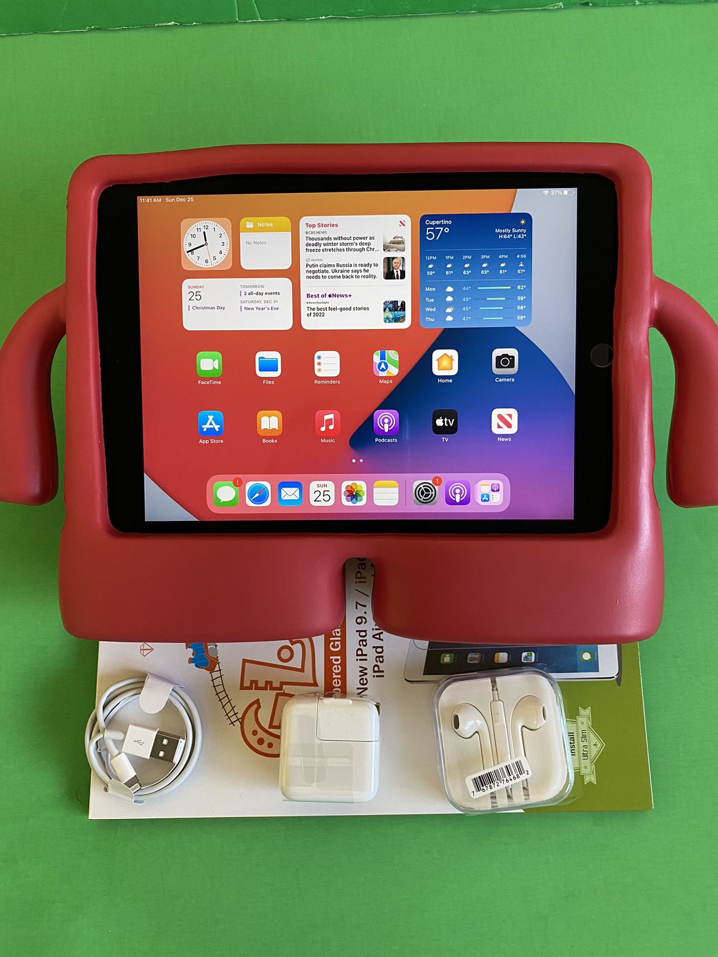 64GB Apple IPad Air 2 (9.7” Retina / Touch ID / iOS 15) with kids case, glass and new Accessories (Thinnest ipad ever) (128GB $249)