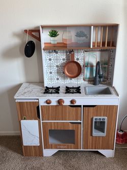 Kids play kitchen