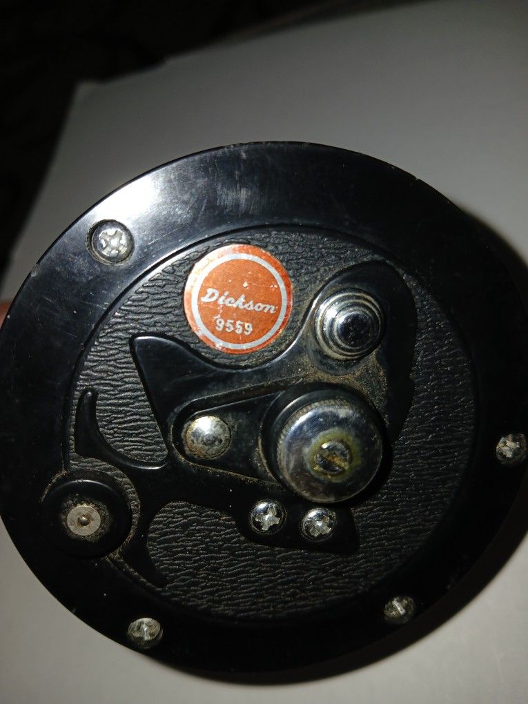 Dickson 9559 Level Wind Fishing Reel