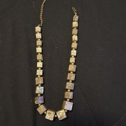 Gold stone necklace