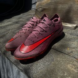 Nike Mercurial Pink