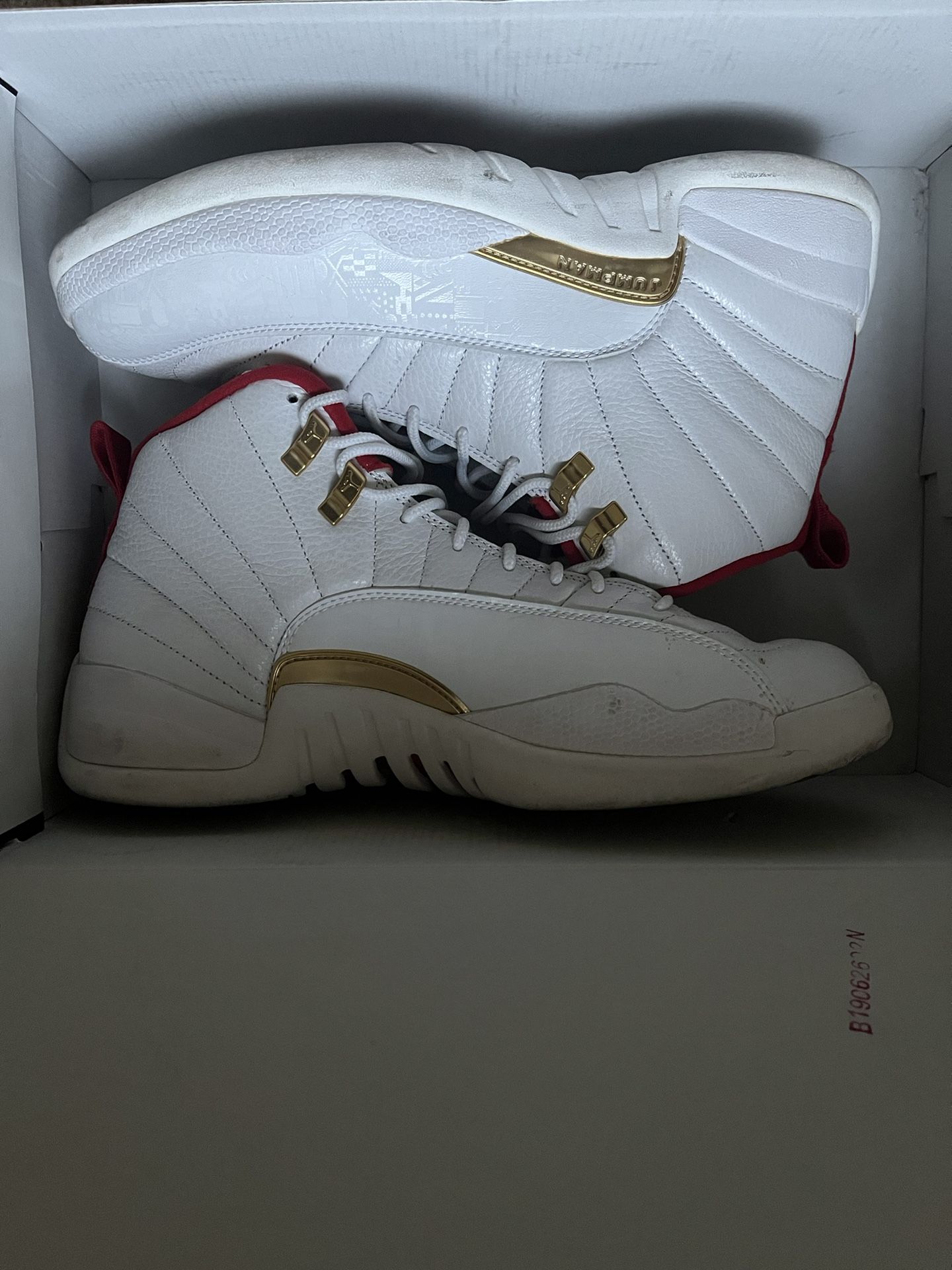 Jordan 12 Retro