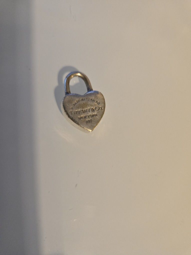 TIFFANY CHARM FOR BRACELET