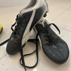 Puma Youth soccer cleats
