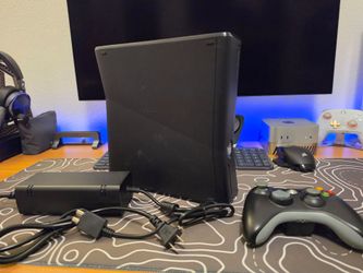 Xbox 360S 4gb
