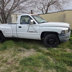 Dually // Single Cab // 5.9 Engine 