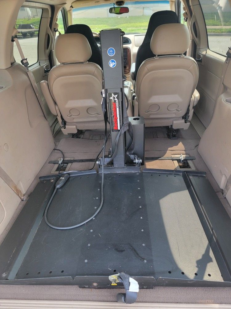 backpacker plus wheelchair lift