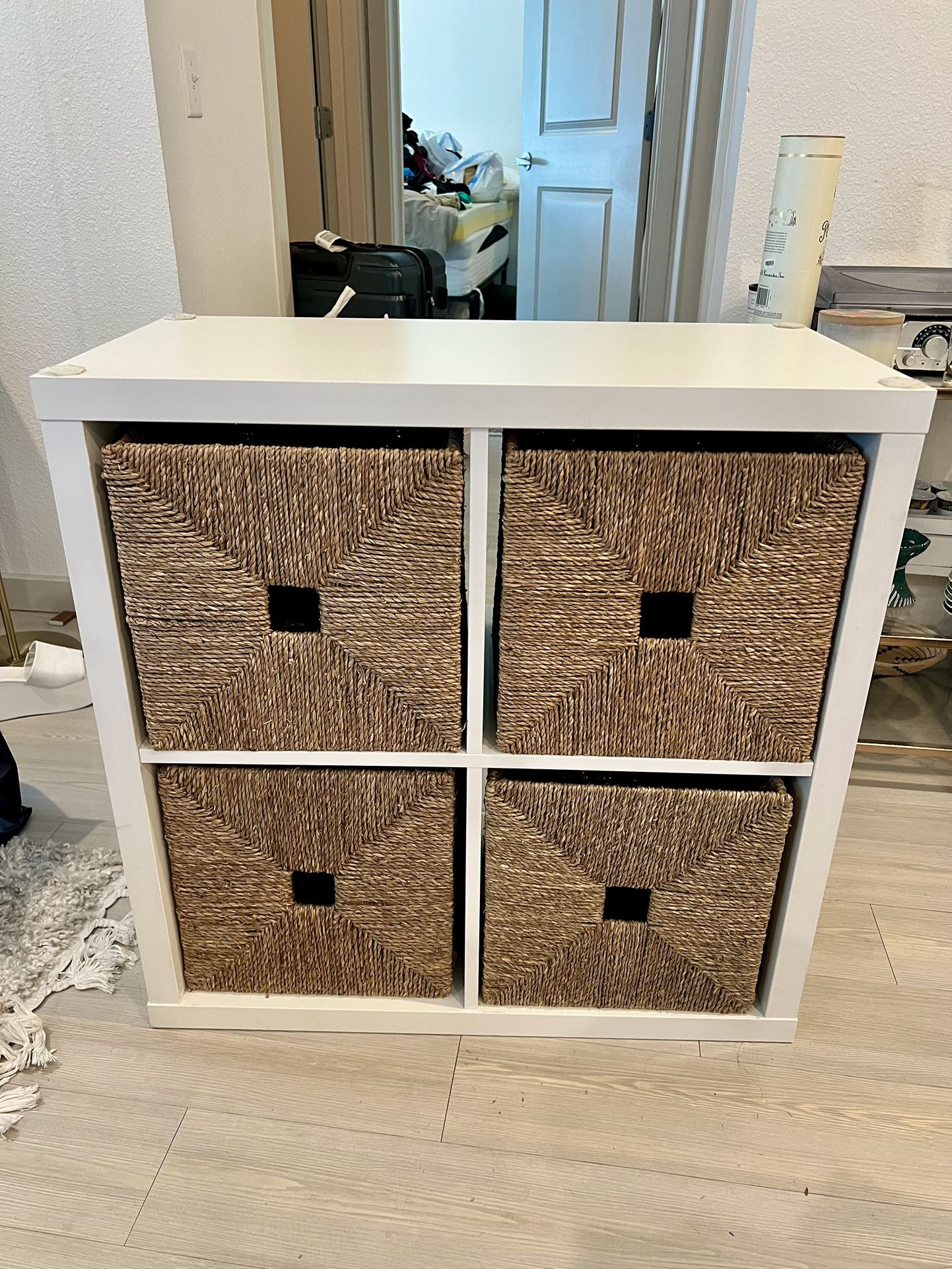 White Cubed Shelf/Storage/Organizer
