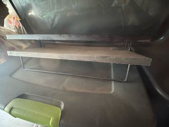 floating shelf