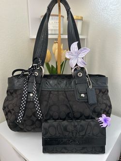 Coach Soho Pleated Signature Tote With Matching Wallet