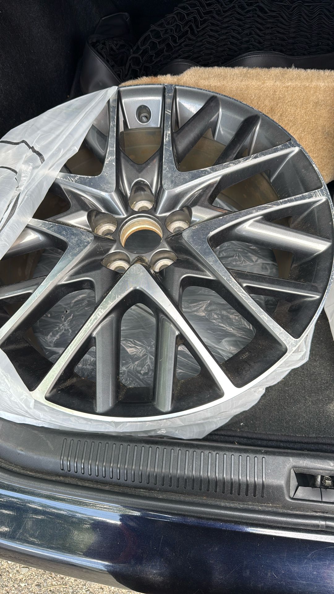 2 19inch Lexus RC350 Wheels