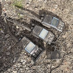 Standard Horizon HX370S submersible handheld VHF marine radios