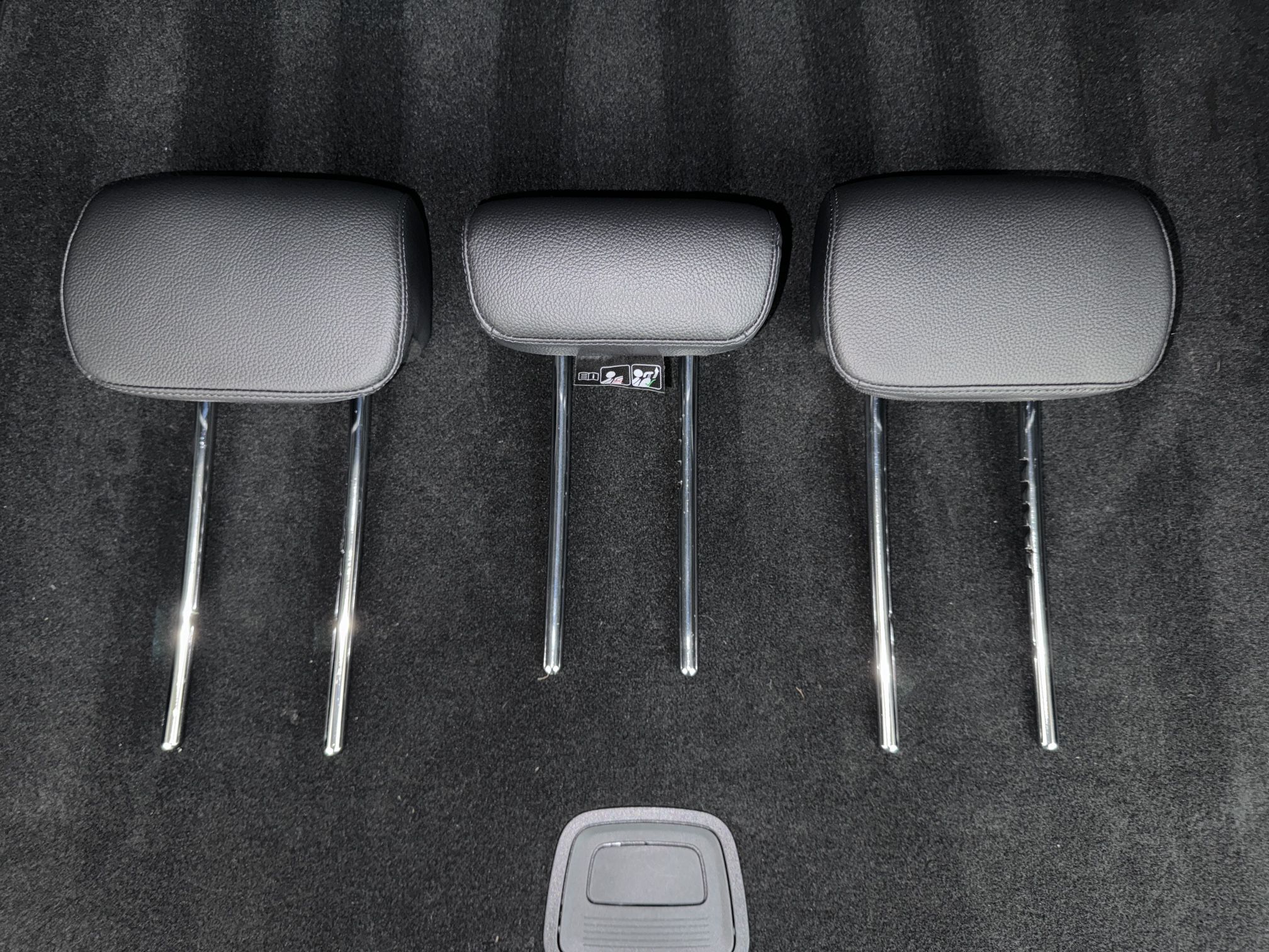 Mercedes GLB Rear Headrests