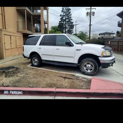 1999 Ford Expedition 
